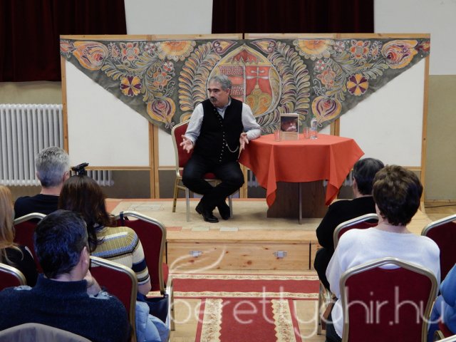 A népmese élete régen és ma 10